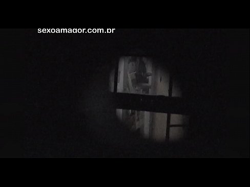 ❤️ Blondie word in die geheim video-opgeneem deur 'n buurtvoyeur wat agter hol bakstene versteek is ️❌ Seksvideo op af.epoxyflooringjanesville.top ﹏